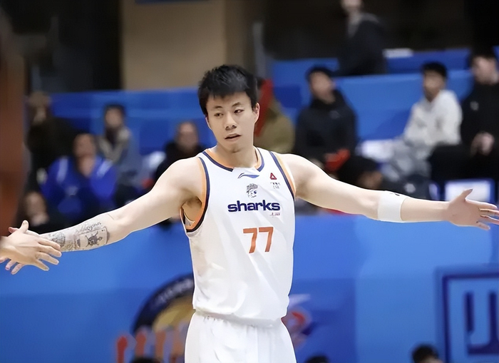 上海大胜四川终结摆烂赛季