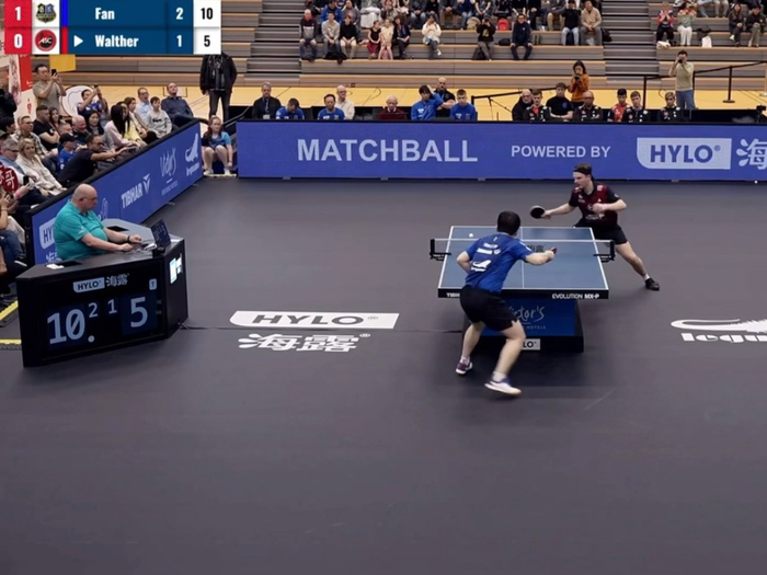 樊振东直落四盘力克沃尔瑟 国乒男单再添一胜