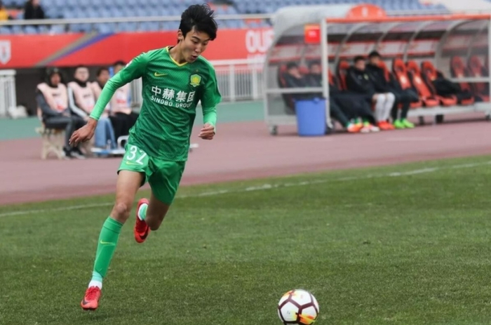 山东泰山签刘国博三年未果，中乙辗转难觅进球