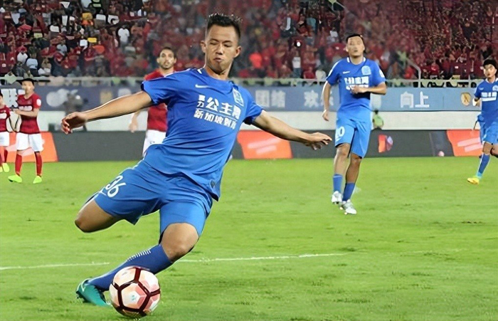 瓦科能否打破中超进球荒？鲁能主场迎战大连英