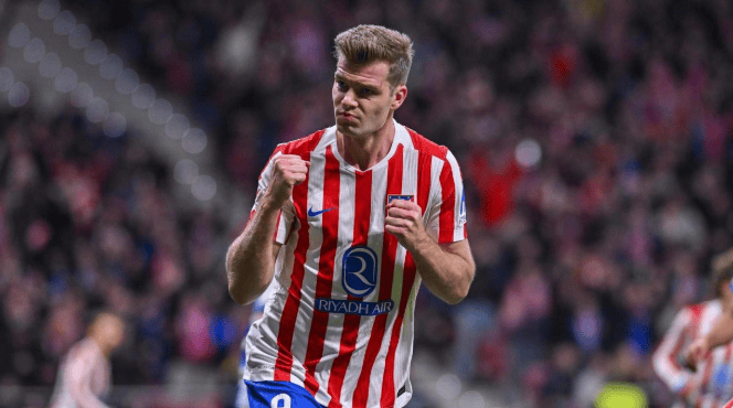 巴萨欧冠遭逆转 马竞红牌逆转终结20年诺坎普魔