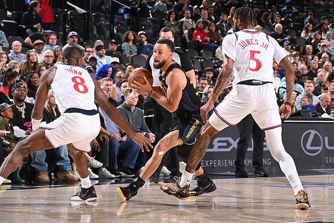 快船力克勇士库里24+难救主